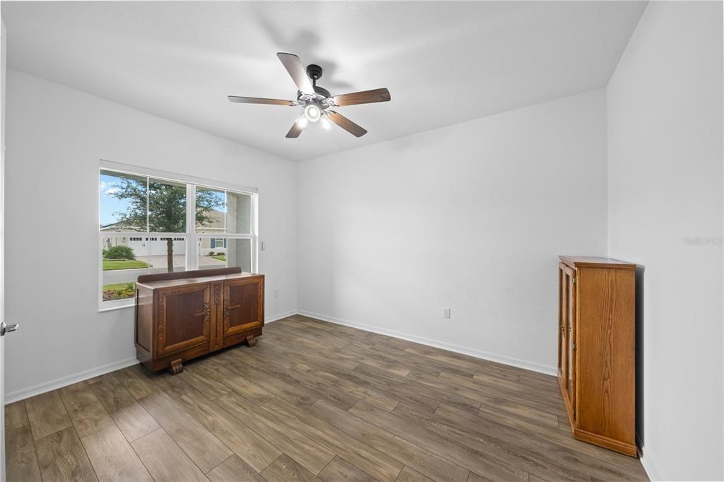 En Venta: $439,900 (3 camas, 2 baños, 2599 Pies cuadrados)