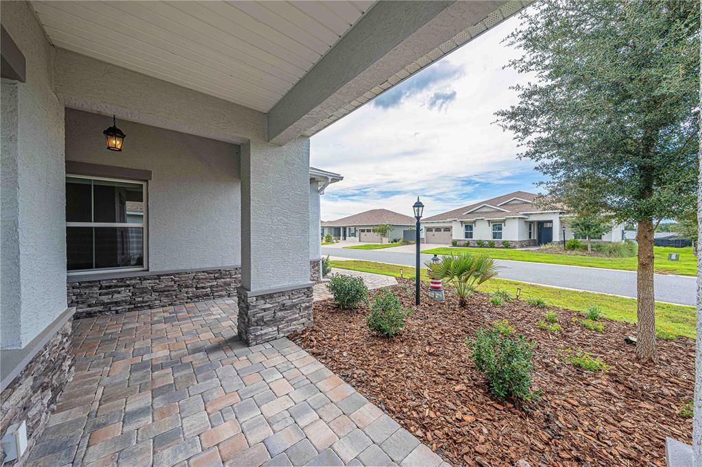 En Venta: $439,900 (3 camas, 2 baños, 2599 Pies cuadrados)