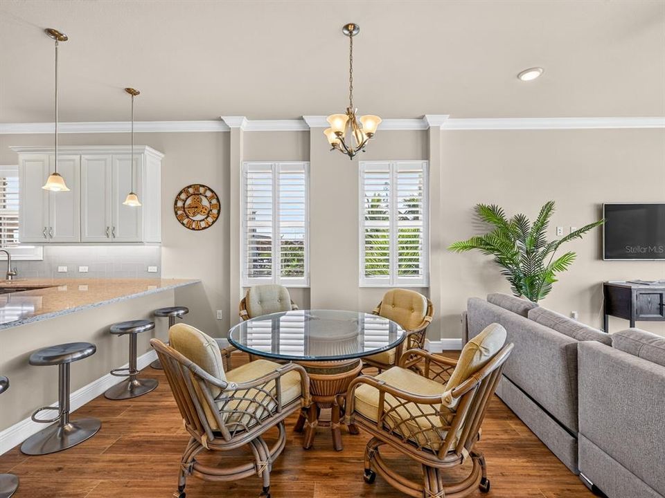 For Sale: $950,000 (3 beds, 2 baths, 1802 Square Feet)