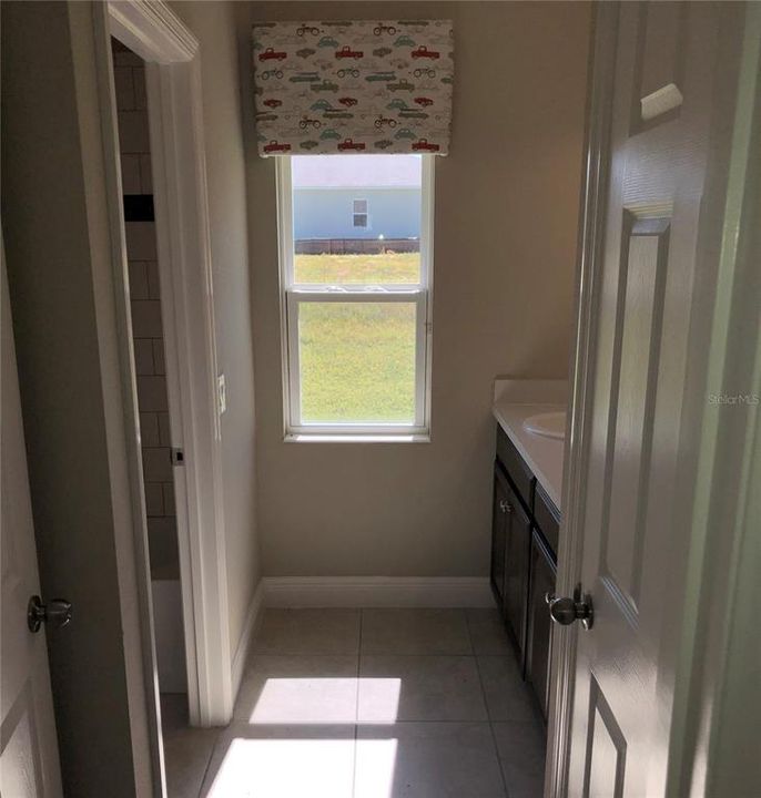En Renta: $2,495 (4 camas, 2 baños, 1858 Pies cuadrados)