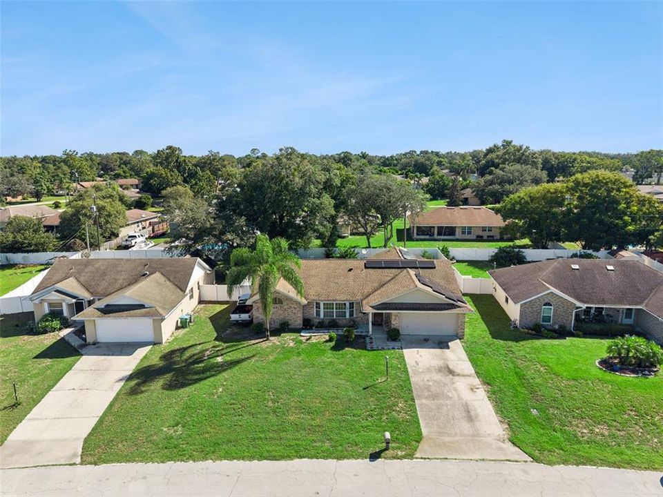For Sale: $370,000 (4 beds, 2 baths, 2142 Square Feet)