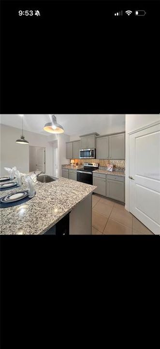 En Venta: $304,999 (3 camas, 2 baños, 1810 Pies cuadrados)