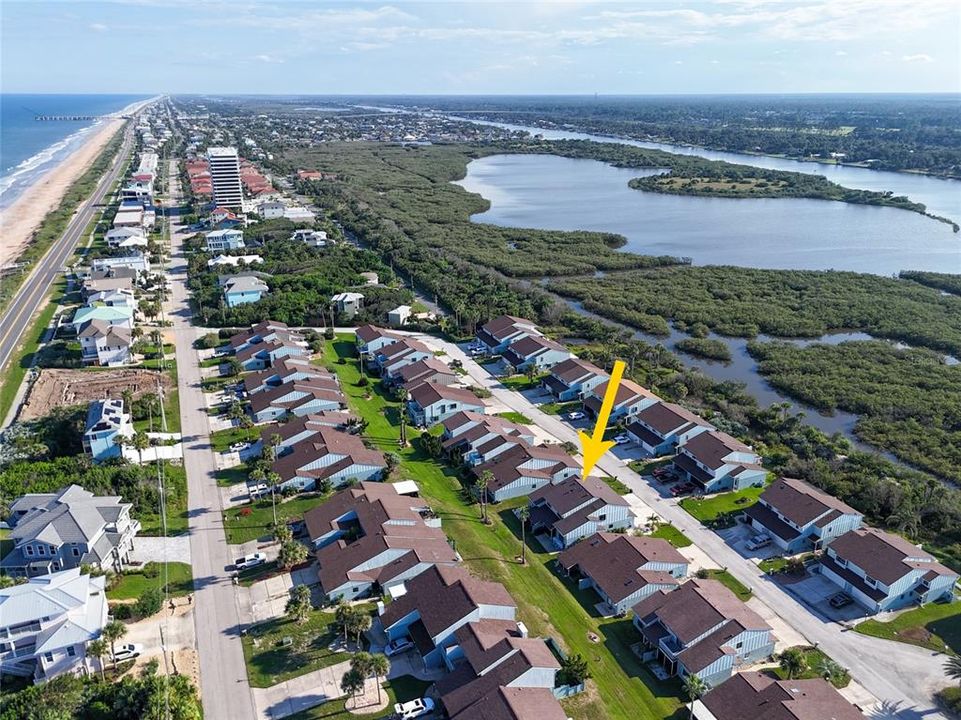 На продажу: $324,900 (2 спален, 2 ванн, 1453 Квадратных фут)
