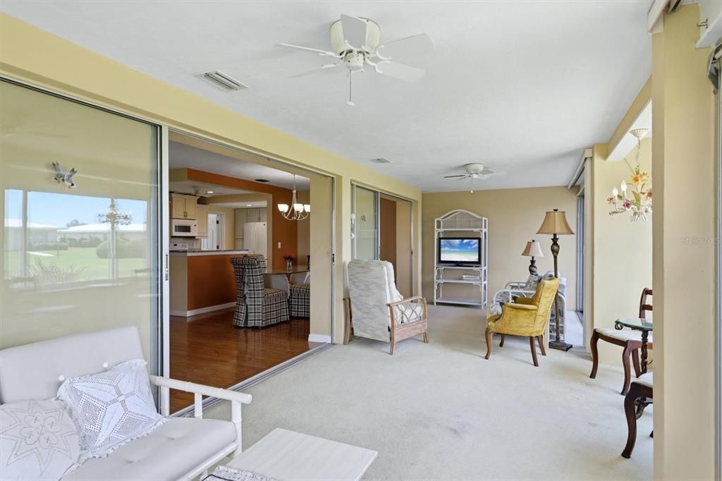 For Sale: $200,000 (2 beds, 2 baths, 1323 Square Feet)