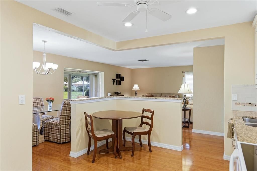 For Sale: $200,000 (2 beds, 2 baths, 1323 Square Feet)