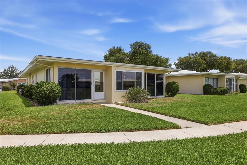 For Sale: $200,000 (2 beds, 2 baths, 1323 Square Feet)