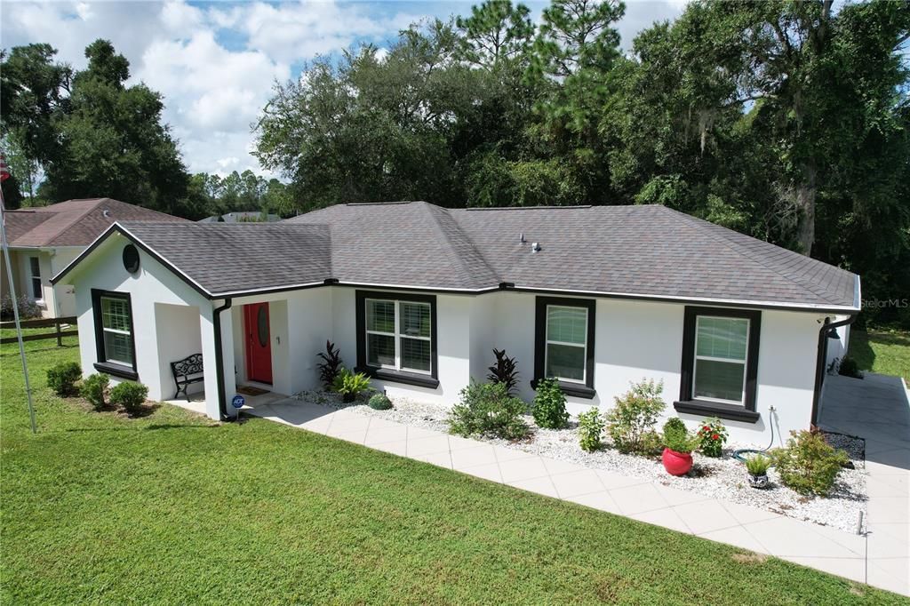 For Sale: $275,000 (3 beds, 2 baths, 1214 Square Feet)