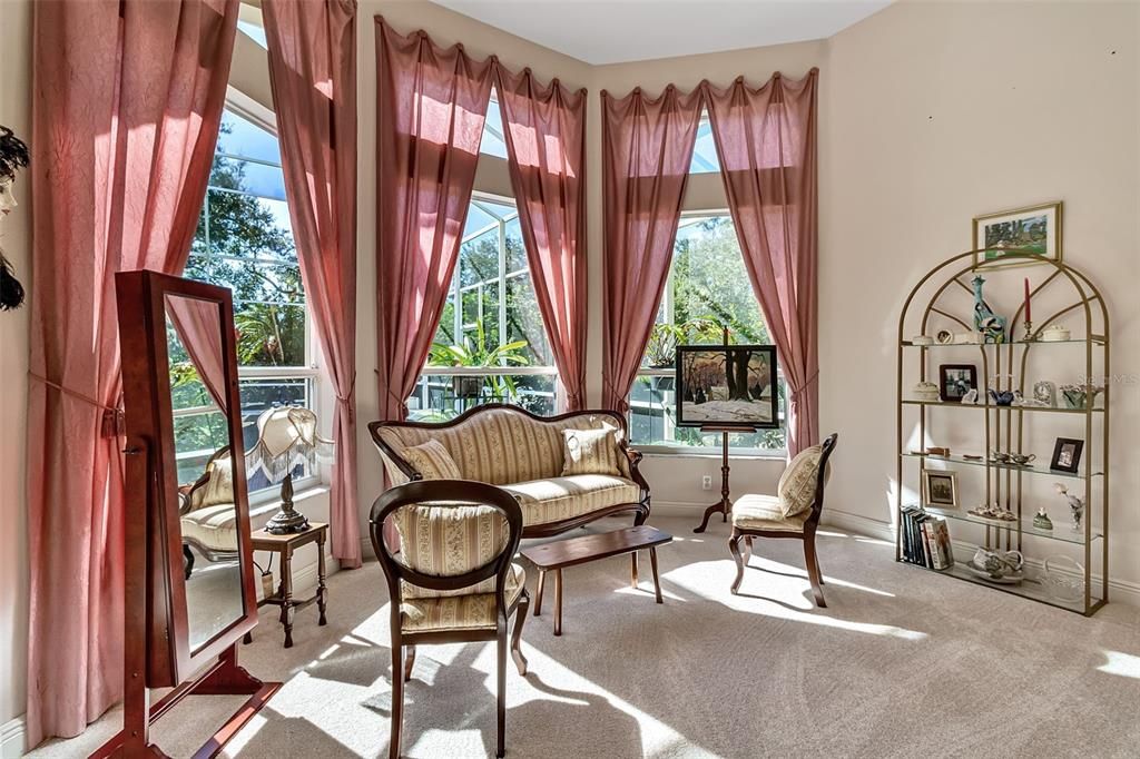 For Sale: $2,175,000 (4 beds, 3 baths, 4117 Square Feet)
