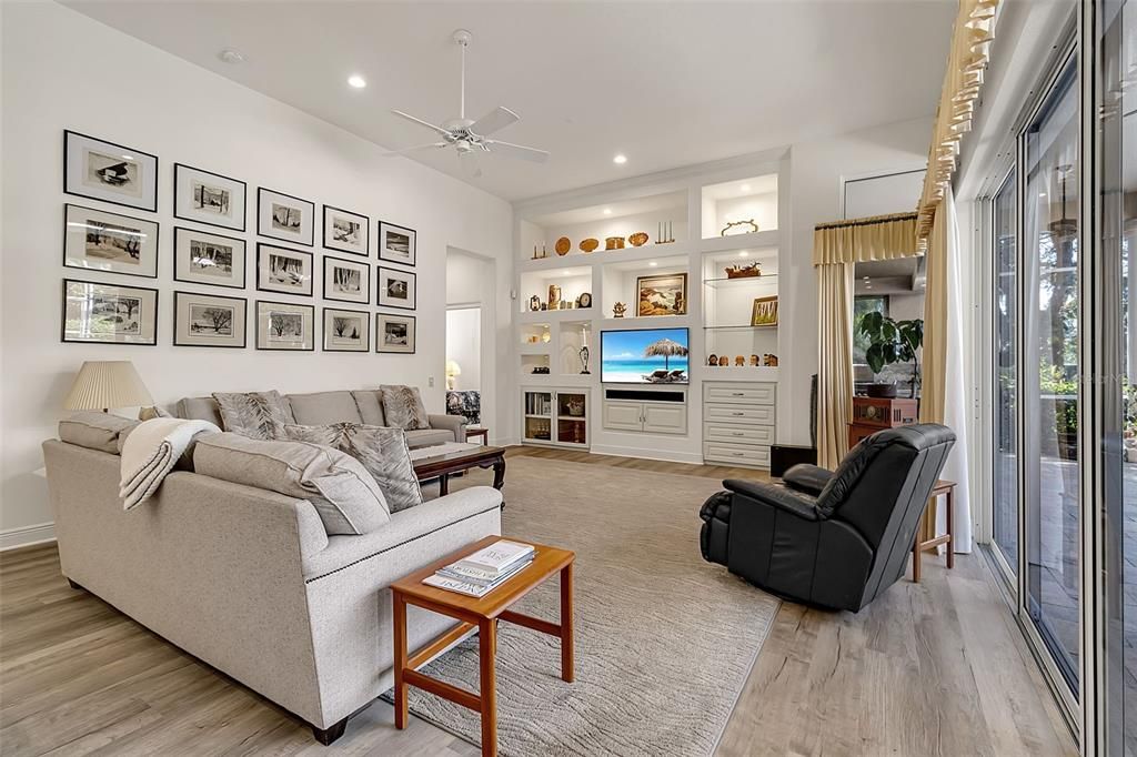 For Sale: $2,175,000 (4 beds, 3 baths, 4117 Square Feet)
