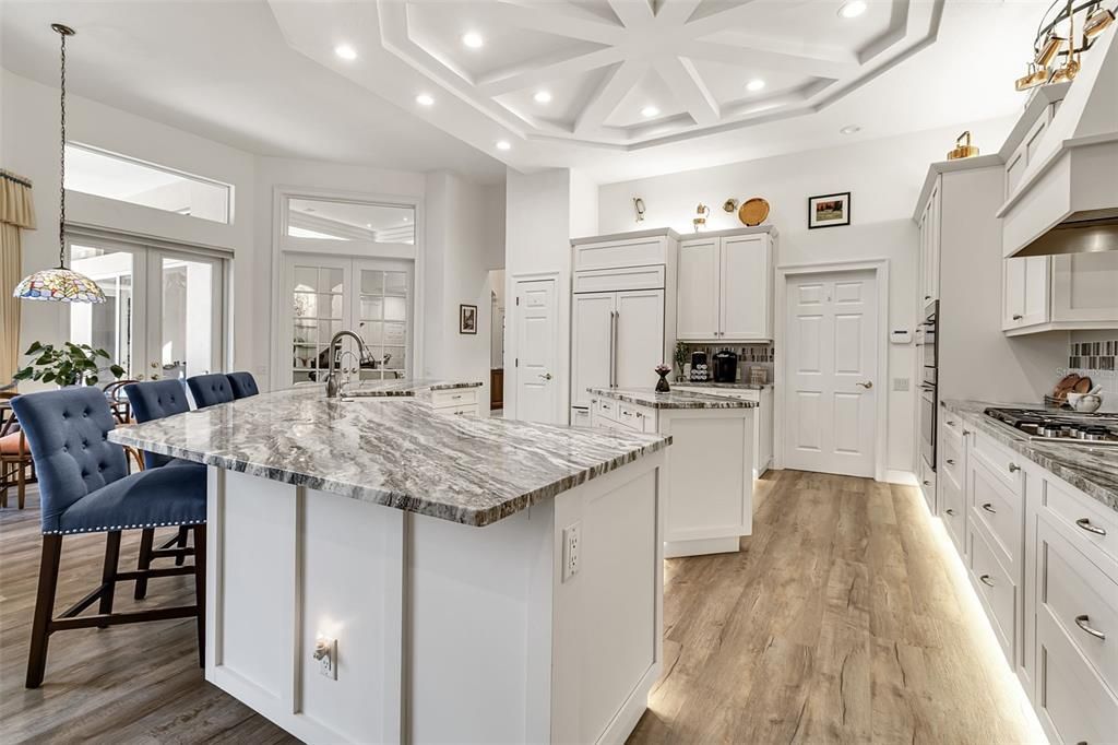 For Sale: $2,175,000 (4 beds, 3 baths, 4117 Square Feet)