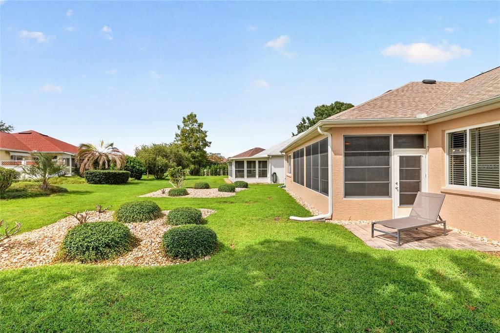 For Sale: $279,900 (2 beds, 2 baths, 1857 Square Feet)