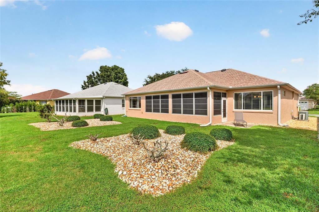 For Sale: $279,900 (2 beds, 2 baths, 1857 Square Feet)