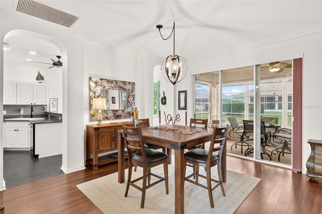 For Sale: $279,900 (2 beds, 2 baths, 1857 Square Feet)