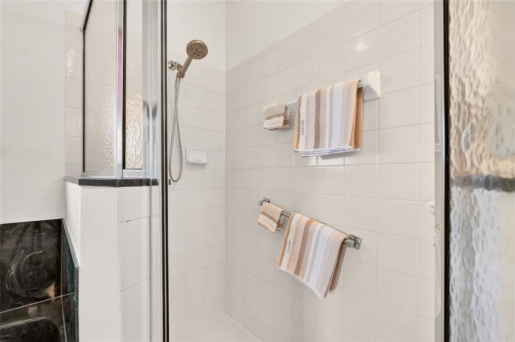 For Sale: $279,900 (2 beds, 2 baths, 1857 Square Feet)