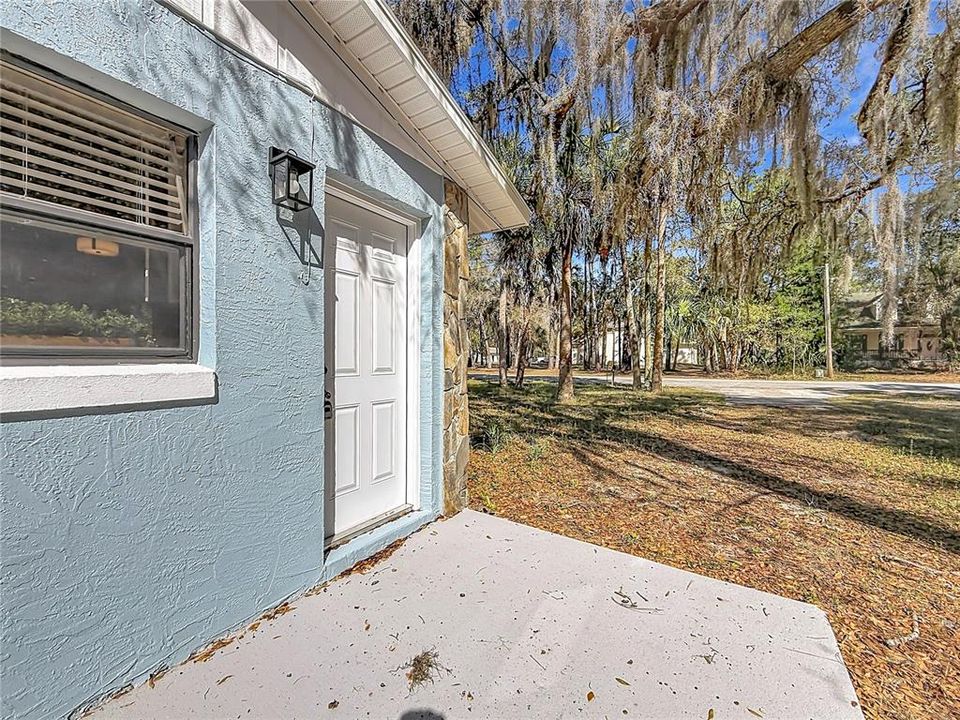 For Sale: $194,900 (4 beds, 3 baths, 1456 Square Feet)