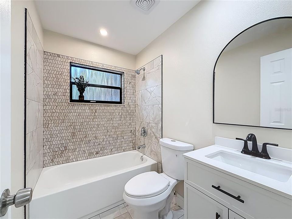 For Sale: $194,900 (4 beds, 3 baths, 1456 Square Feet)