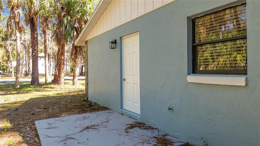 For Sale: $194,900 (4 beds, 3 baths, 1456 Square Feet)