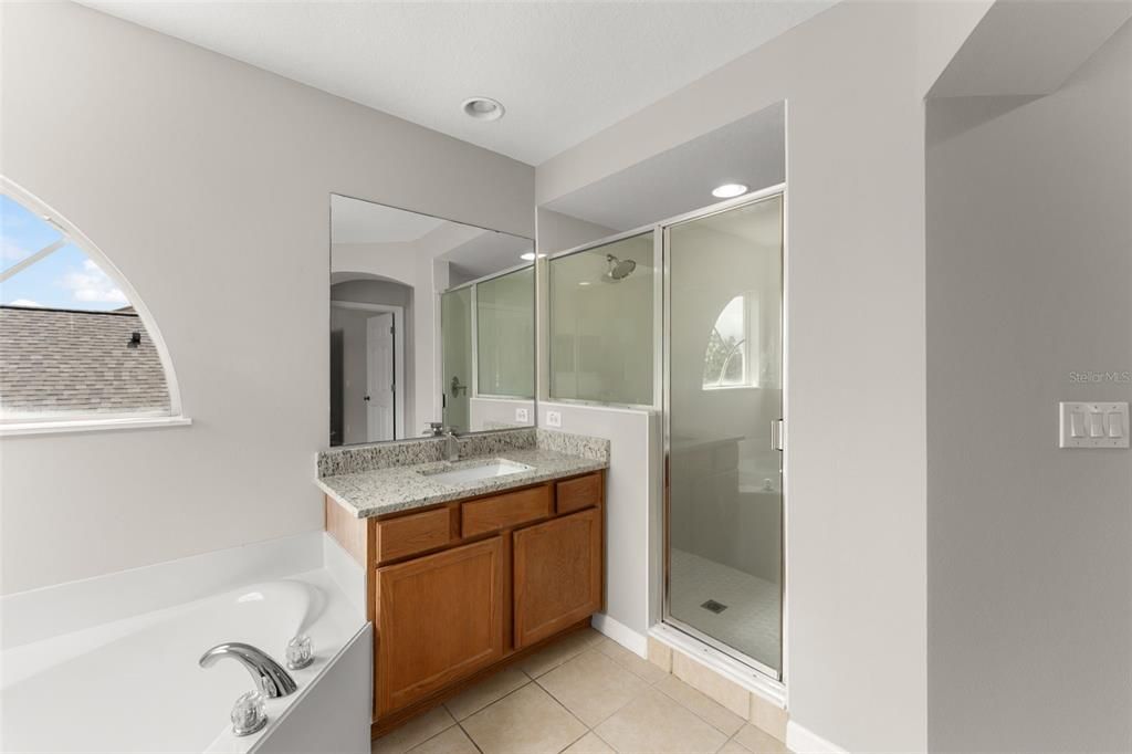 For Sale: $439,900 (4 beds, 3 baths, 2778 Square Feet)