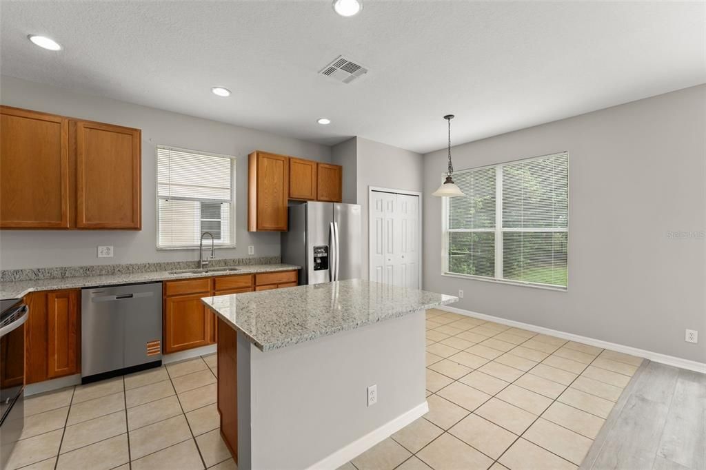For Sale: $439,900 (4 beds, 3 baths, 2778 Square Feet)