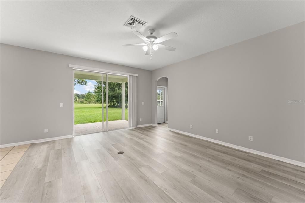For Sale: $439,900 (4 beds, 3 baths, 2778 Square Feet)