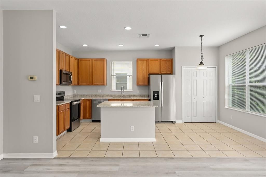 For Sale: $439,900 (4 beds, 3 baths, 2778 Square Feet)