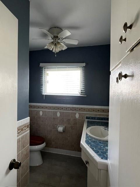 For Sale: $200,000 (2 beds, 2 baths, 1613 Square Feet)