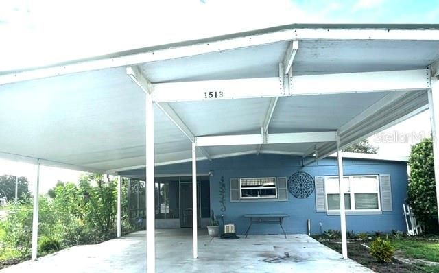 For Sale: $200,000 (2 beds, 2 baths, 1613 Square Feet)