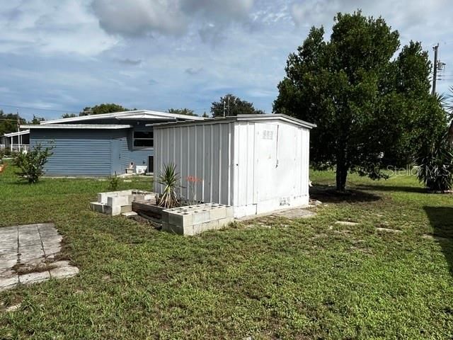 For Sale: $200,000 (2 beds, 2 baths, 1613 Square Feet)