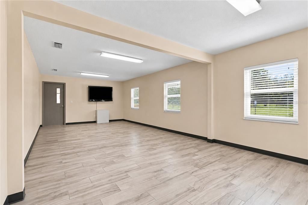 For Sale: $5,999,995 (0 beds, 0 baths, 29638 Square Feet)
