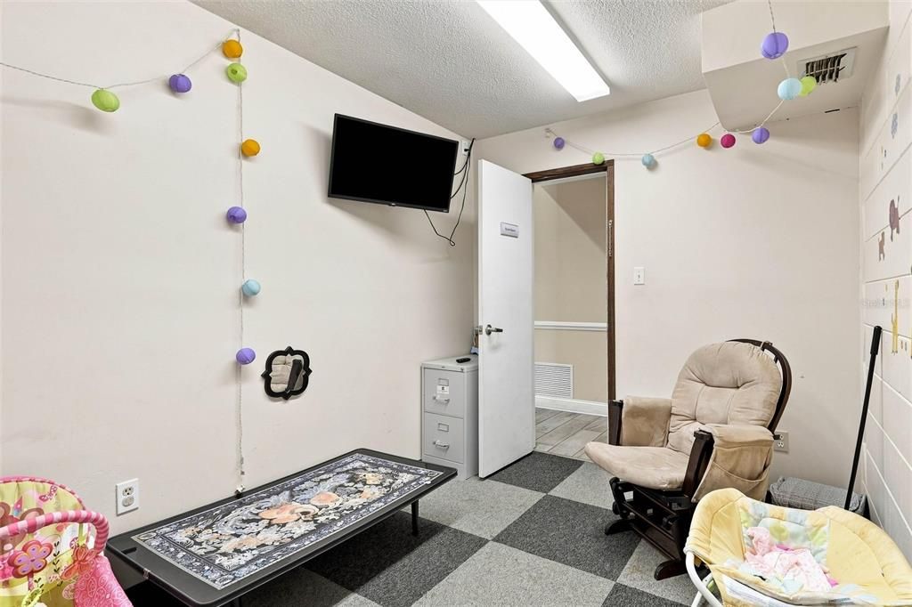 For Sale: $5,999,995 (0 beds, 0 baths, 29638 Square Feet)