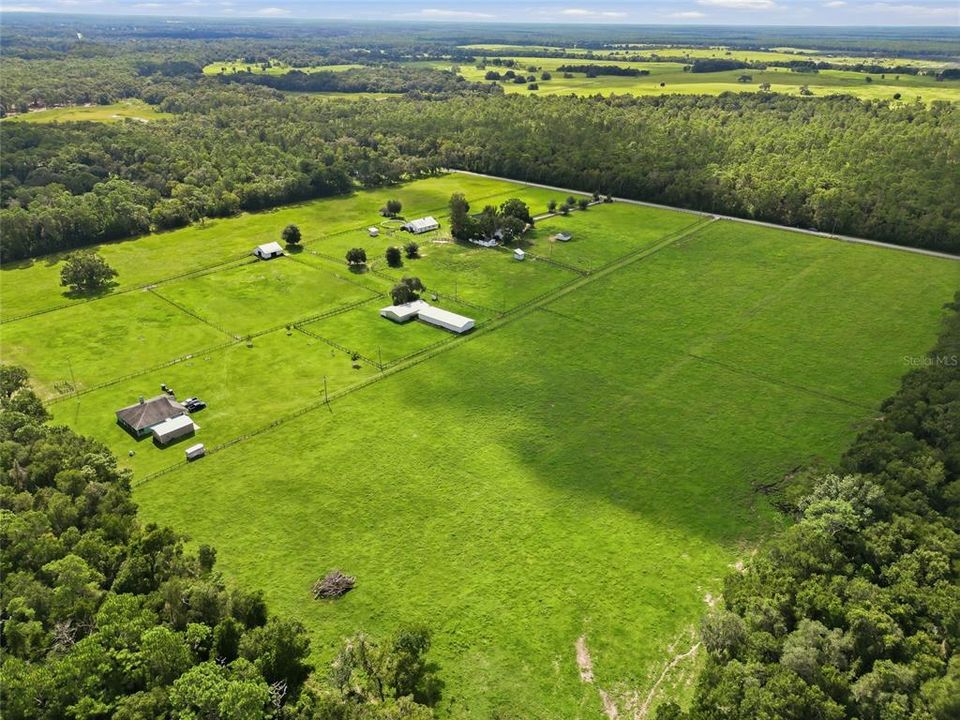 En Venta: $600,000 (16.00 acres)