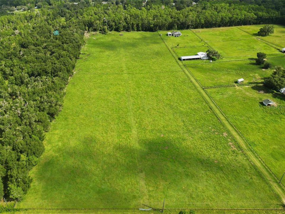 En Venta: $600,000 (16.00 acres)