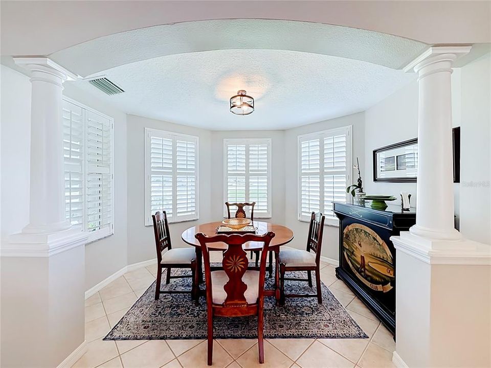 For Sale: $349,900 (3 beds, 2 baths, 1830 Square Feet)