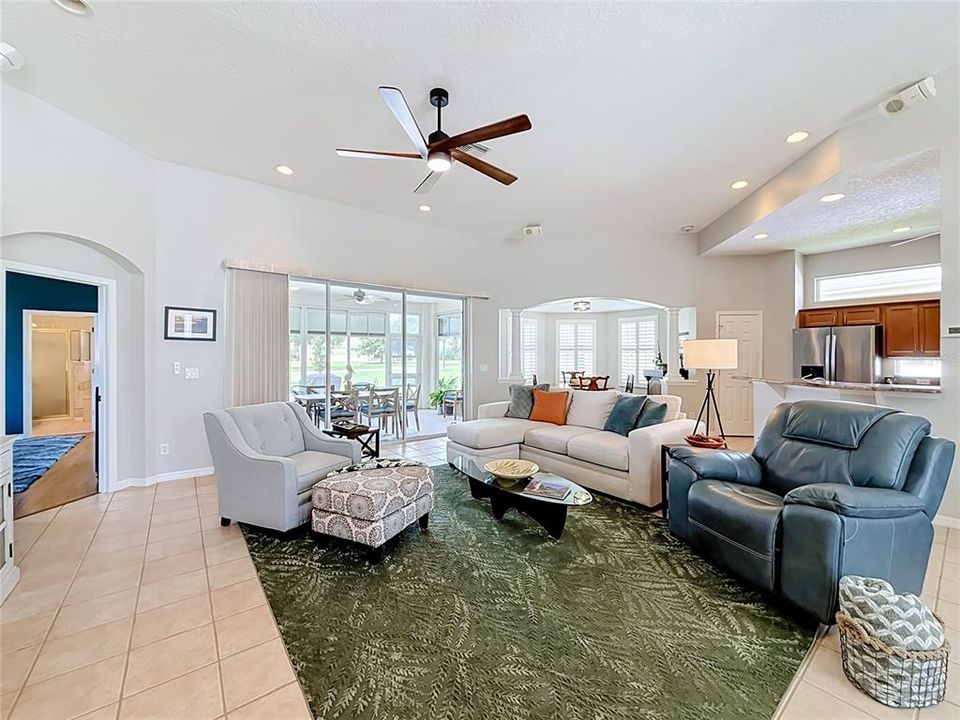 For Sale: $349,900 (3 beds, 2 baths, 1830 Square Feet)