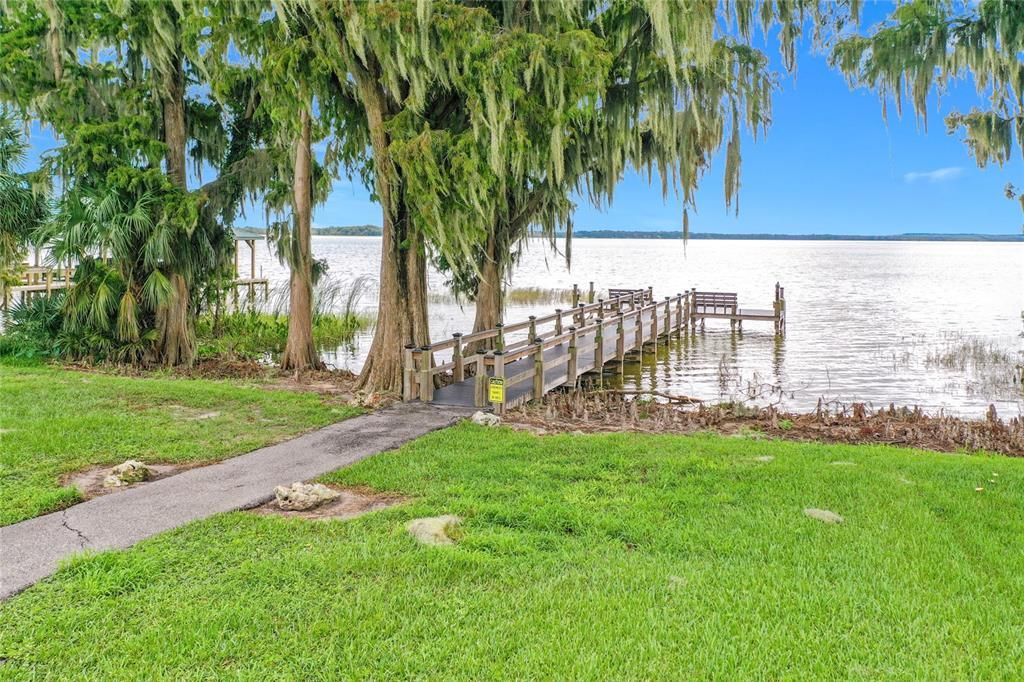 For Sale: $349,900 (3 beds, 2 baths, 1830 Square Feet)