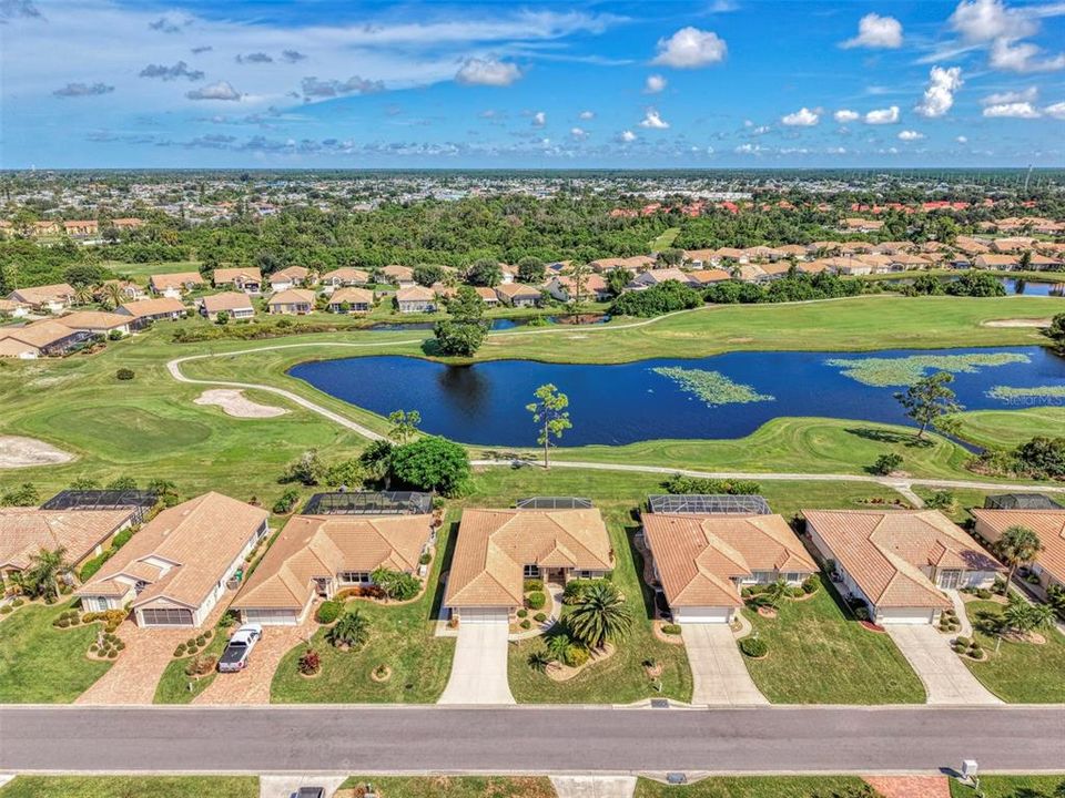 На продажу: $350,000 (3 спален, 2 ванн, 1704 Квадратных фут)