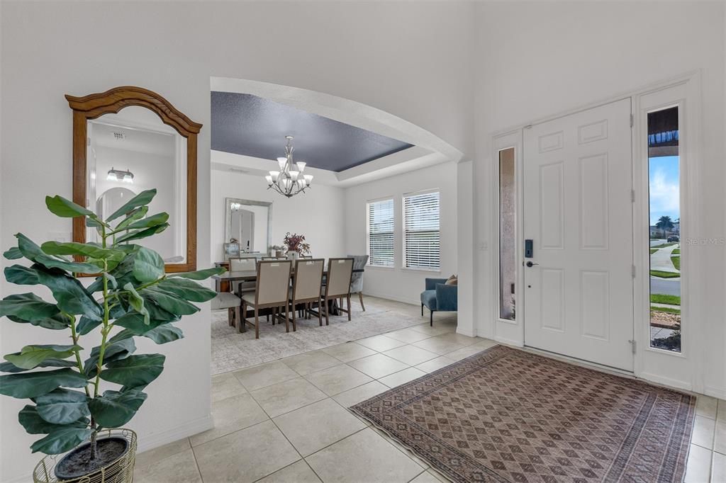 For Sale: $960,000 (6 beds, 5 baths, 4341 Square Feet)