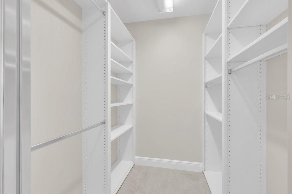 For Sale: $459,427 (2 beds, 2 baths, 1534 Square Feet)