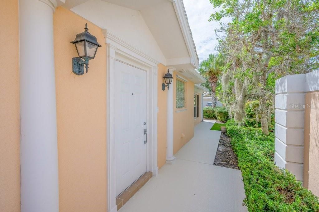 For Sale: $459,427 (2 beds, 2 baths, 1534 Square Feet)