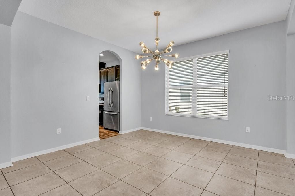 En Venta: $519,900 (5 camas, 3 baños, 3600 Pies cuadrados)