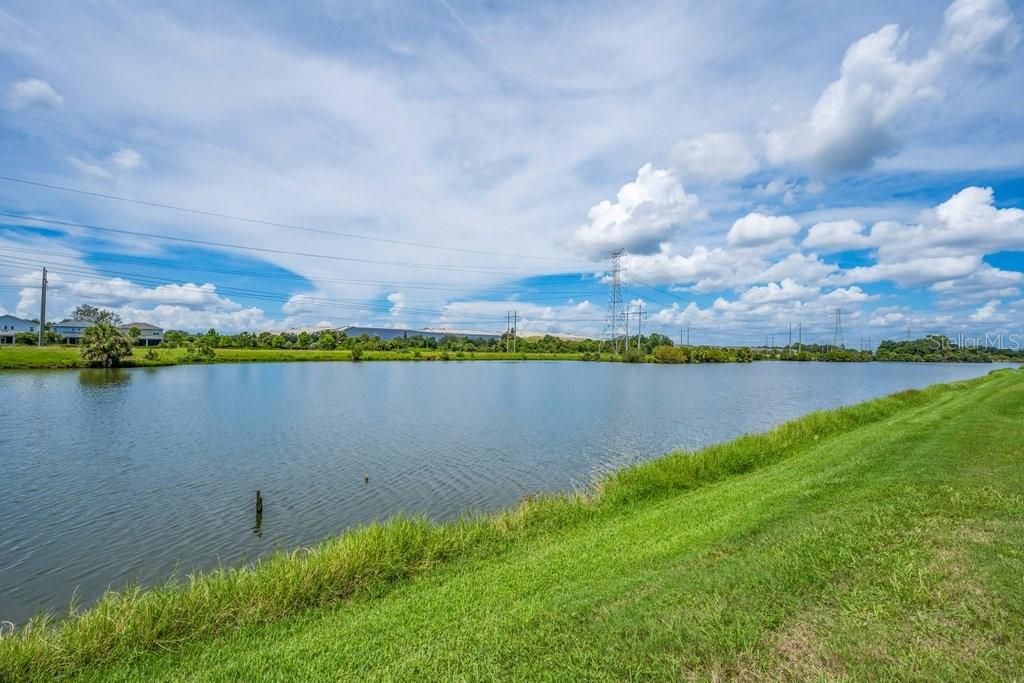 En Venta: $519,900 (5 camas, 3 baños, 3600 Pies cuadrados)