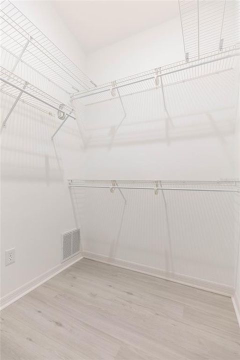 En Venta: $290,000 (3 camas, 2 baños, 1751 Pies cuadrados)