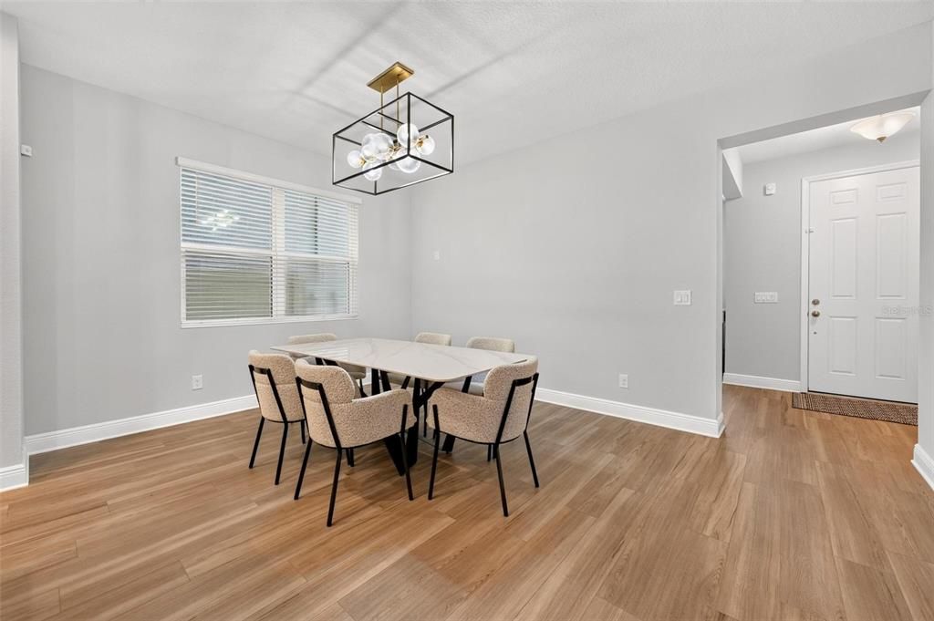 En Venta: $680,000 (5 camas, 3 baños, 3286 Pies cuadrados)