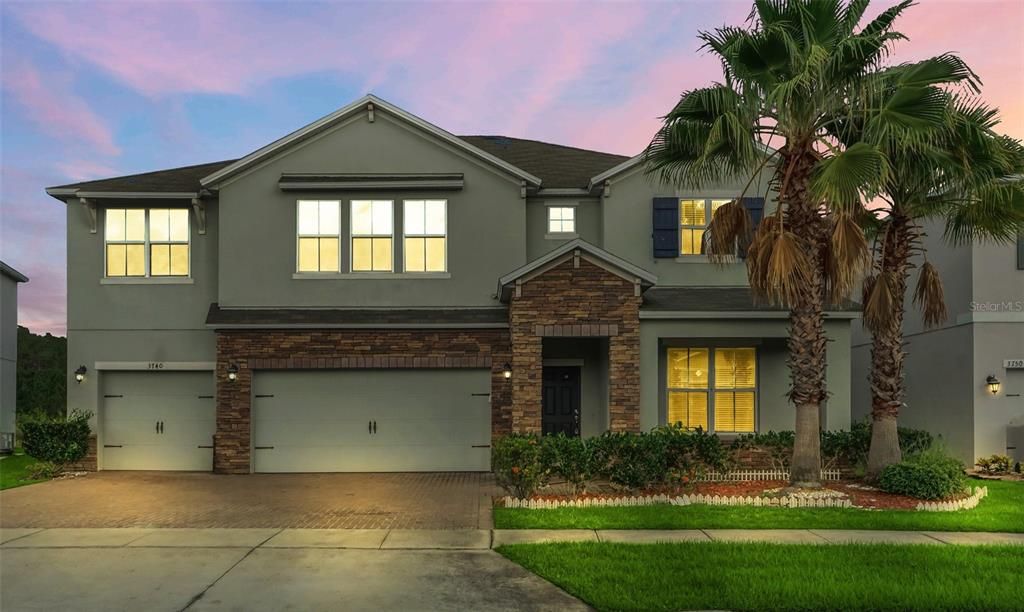 For Sale: $679,000 (5 beds, 3 baths, 3509 Square Feet)