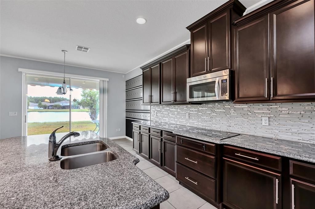 For Sale: $679,000 (5 beds, 3 baths, 3509 Square Feet)