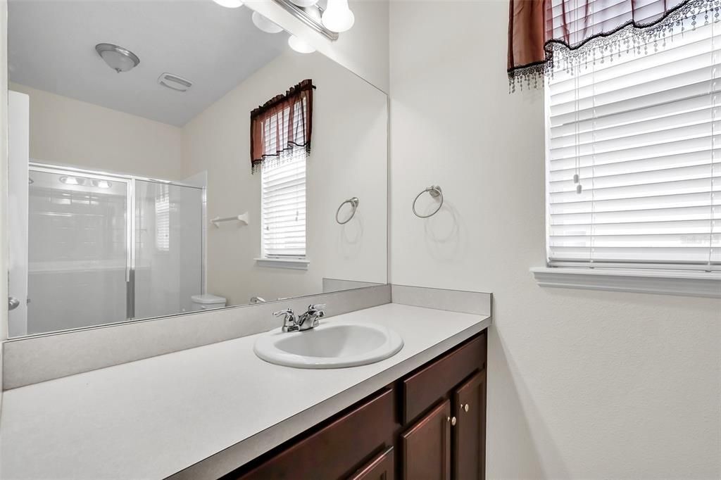 For Sale: $679,000 (5 beds, 3 baths, 3509 Square Feet)