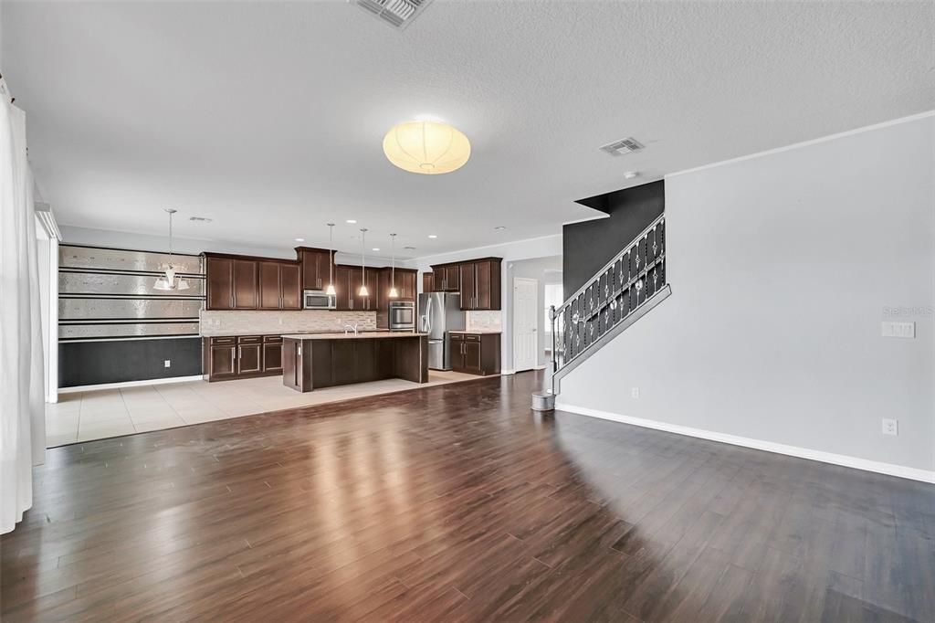 For Sale: $679,000 (5 beds, 3 baths, 3509 Square Feet)