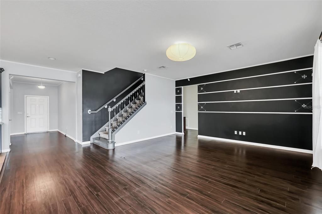 For Sale: $679,000 (5 beds, 3 baths, 3509 Square Feet)