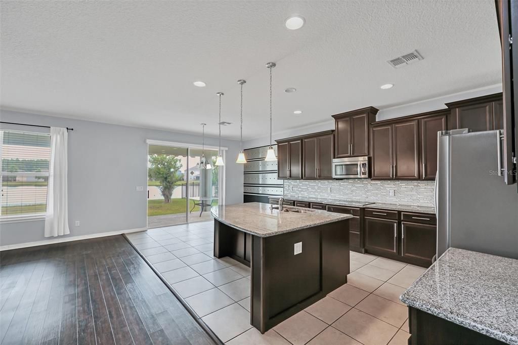 For Sale: $679,000 (5 beds, 3 baths, 3509 Square Feet)