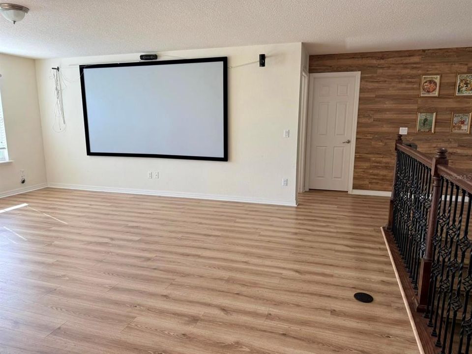 For Sale: $679,000 (5 beds, 3 baths, 3509 Square Feet)